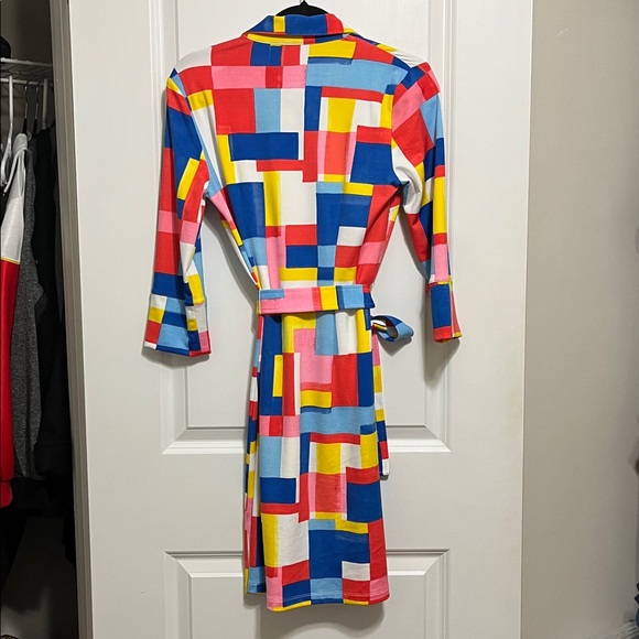 J. McLaughlin Brynn Tile Print Collared Neck 3/4 Sleeve Belted Dress XS - Picture 4 of 6